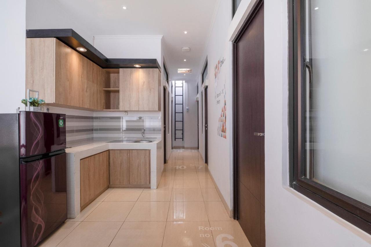 Oyo Life 3246 Walnut Inn G-10 Telukjambe Екстер'єр фото