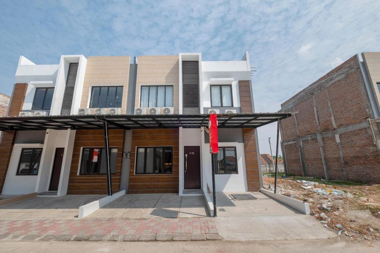 Oyo Life 3246 Walnut Inn G-10 Telukjambe Екстер'єр фото